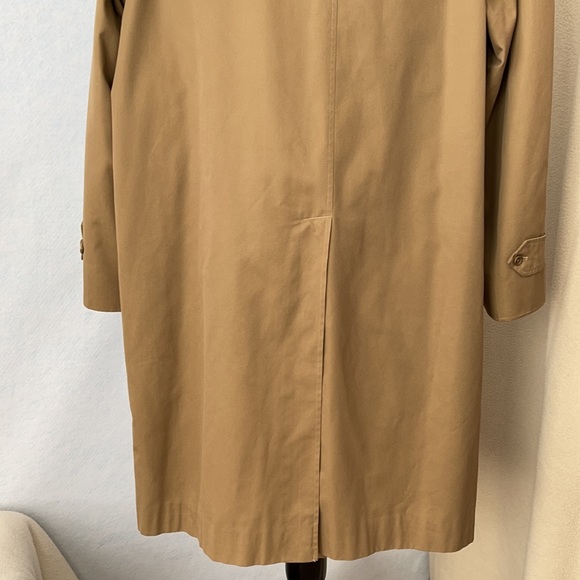 Burberrys’ Dark Tan Overcoat Classic Vintage - Picture 6 of 14